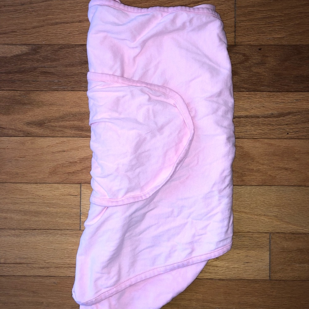 Miracle Blanket Pink Swaddle- used ONCE